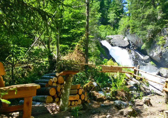 Glücksplatzl am Wasserfall